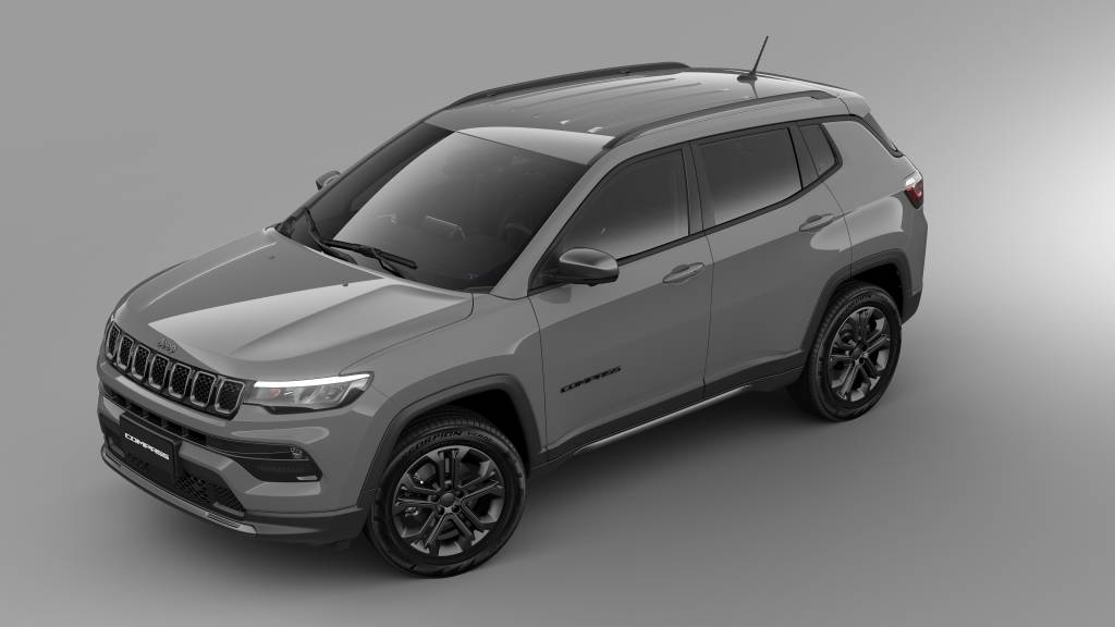LderentreosSUVsmdiosJeepCompassganhaaindamaisesportividadecomnovopacoteView07StingGray Compass Dark Pack