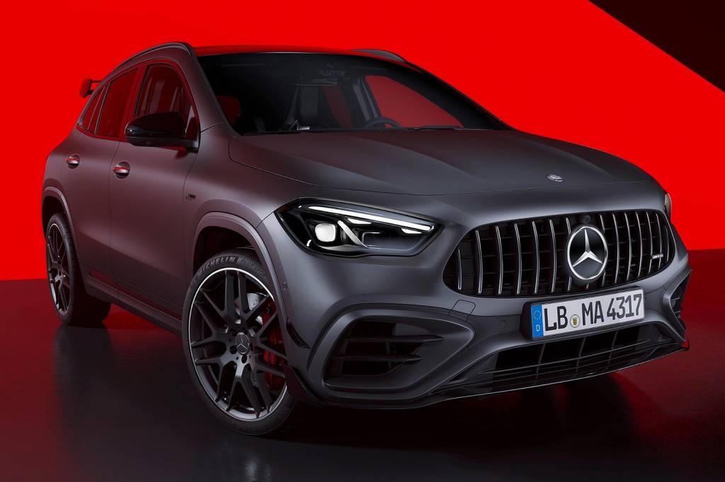 Mercedes-AMG GLA 45 diz não à eletrificação e mantém 2.0 turbo de 421 cv