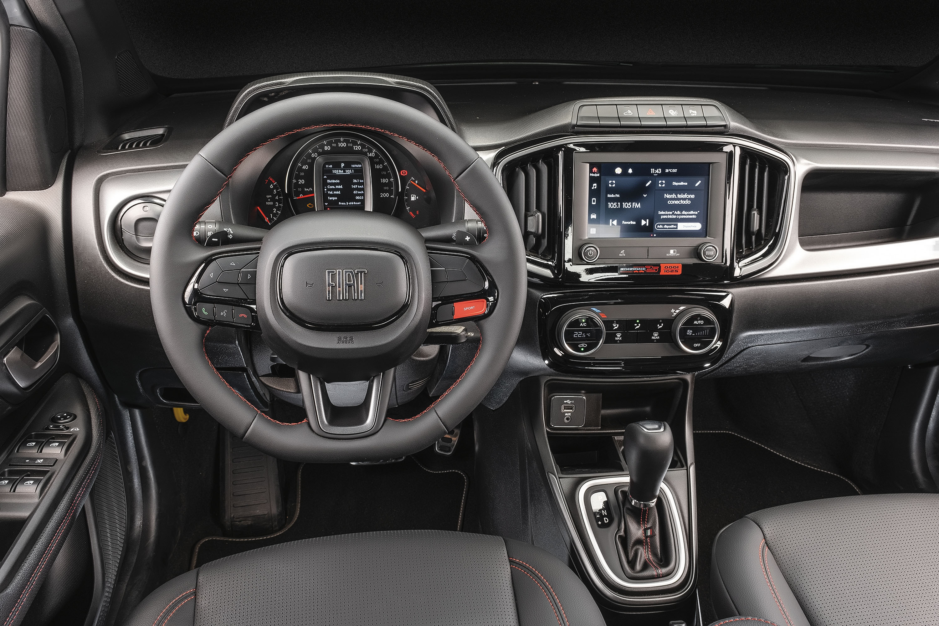 CHEVROLET mONTANA x FIAT sTRADA