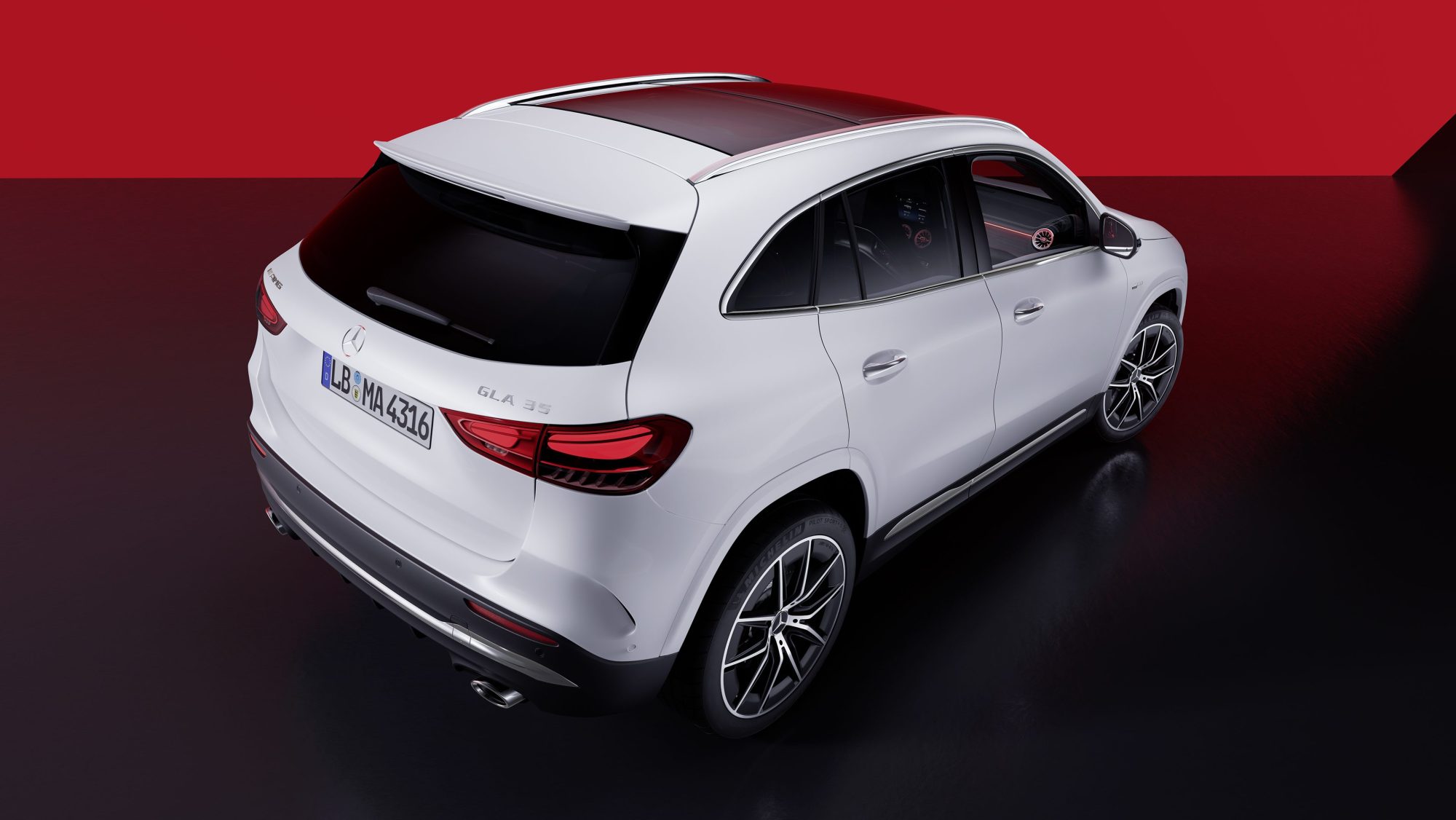 Mercedes-AMG GLA 35 4MATIC