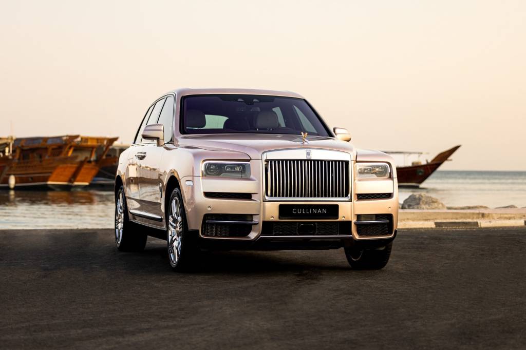 Rolls-Royce fez 30 tentativas para chegar na pintura ideal desse Cullinan