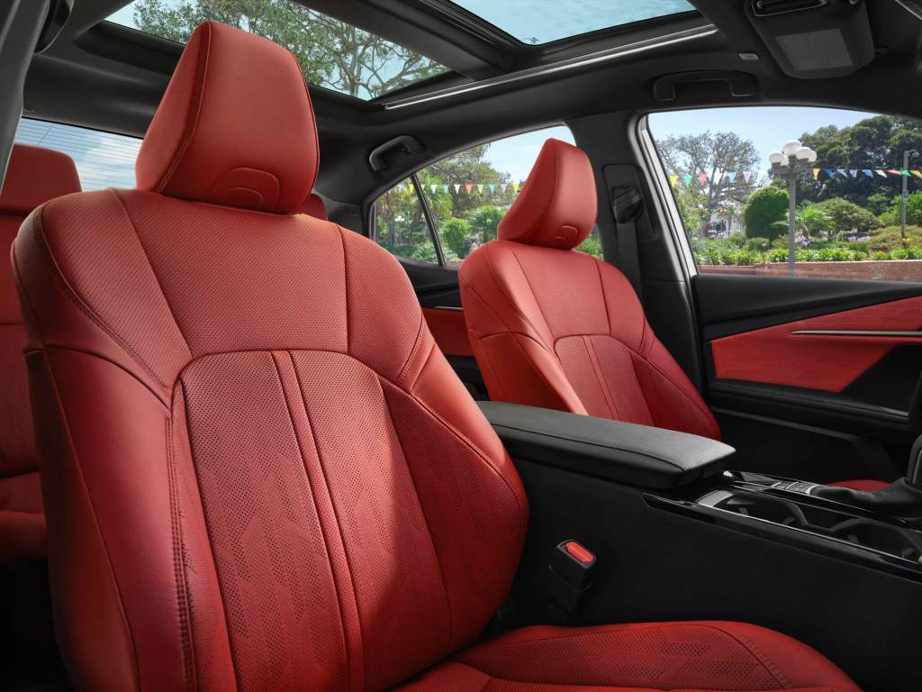 2025-Toyota-Camry-launch-00019-2048×1536 Toyota Camry 2025