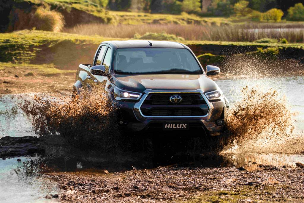 Hilux-SRX-Plus-1 (1) Hilux SRX Plus