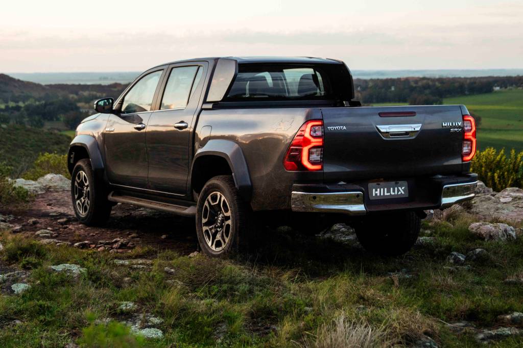 Hilux-SRX-Plus-4 (1) Hilux SRX Plus