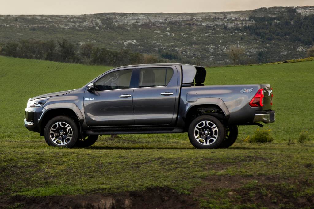 Hilux-SRX-Plus-6 (1) Hilux SRX Plus