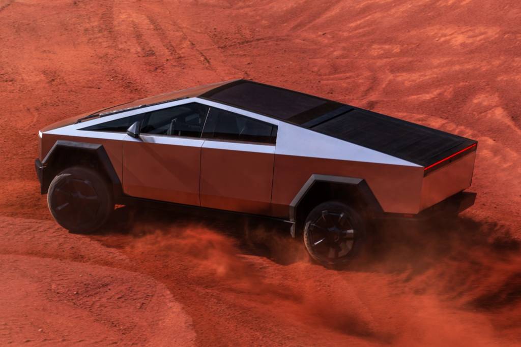 Tesla Cybertruck (4) Tesla Cybertruck (4)