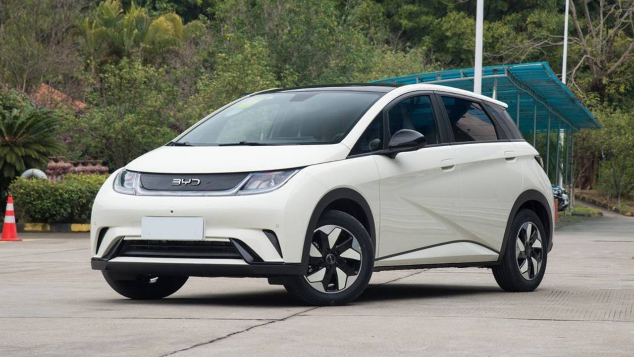 BYD-Dolphin-Champion-Edition