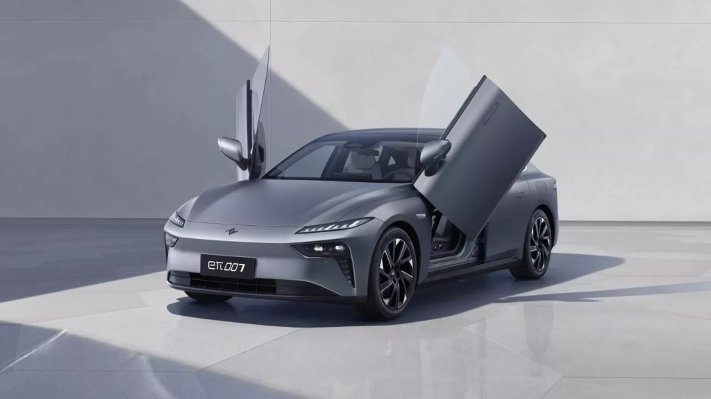 Chinesas Dongfeng e Changan podem se unir para superar a BYD