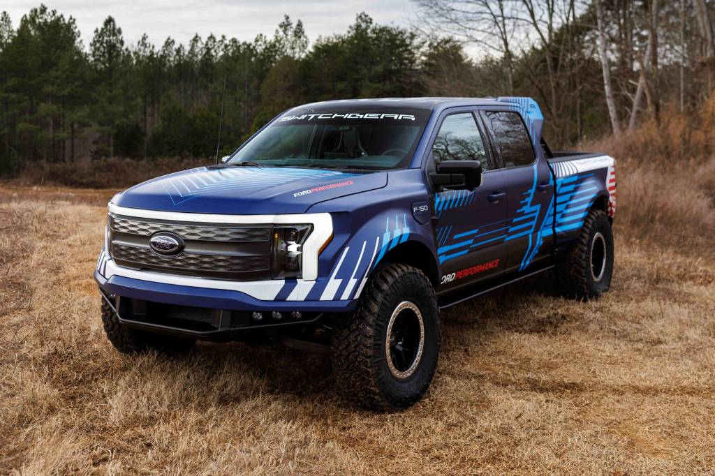 F-150-Lightning-Switchgear-2 Ford F-150 Lightining Switchgear