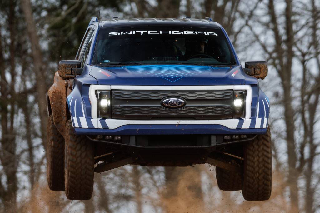 F-150-Lightning-Switchgear-40 Ford F-150 Lightining Switchgear