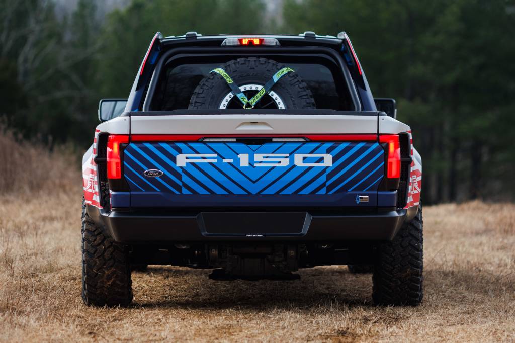 F-150-Lightning-Switchgear-5 Ford F-150 Lightining Switchgear