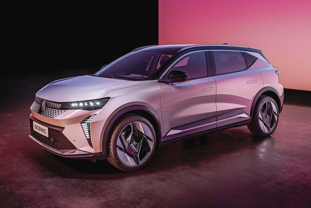 Renault Scenic muda de gênero e vira SUV elétrico bom de dirigir
