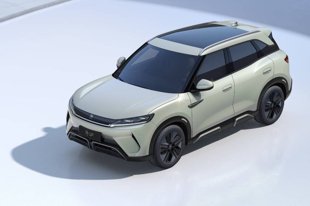 BYD Yuan UP 2024 (1) BYD Yuan UP 2024