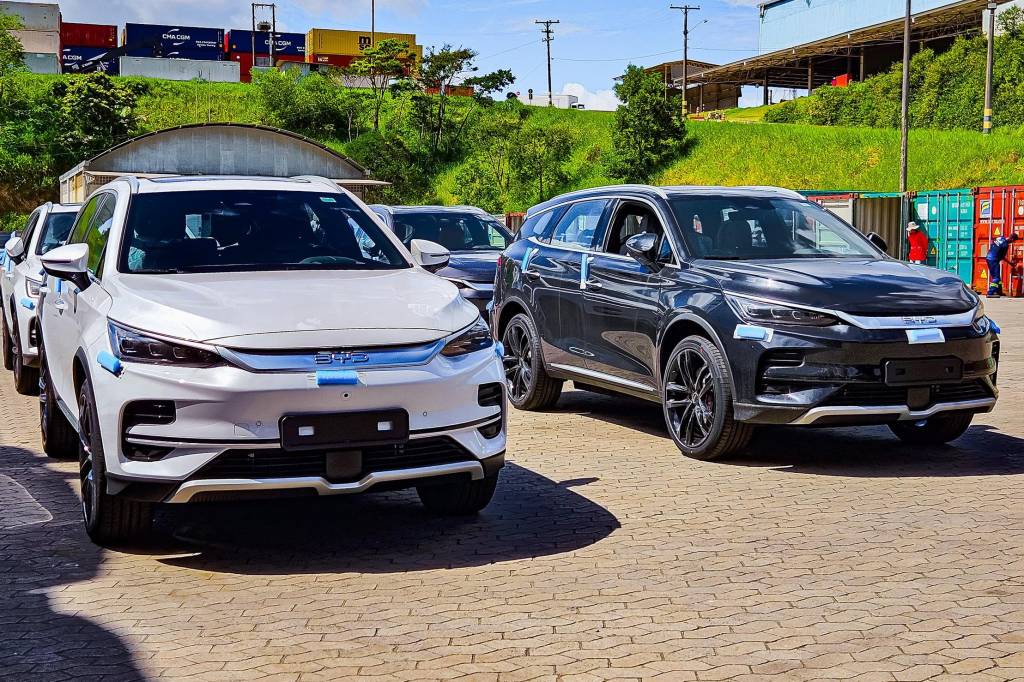 Novo BYD Tan chega ao Brasil; veja como é a importação de um carro