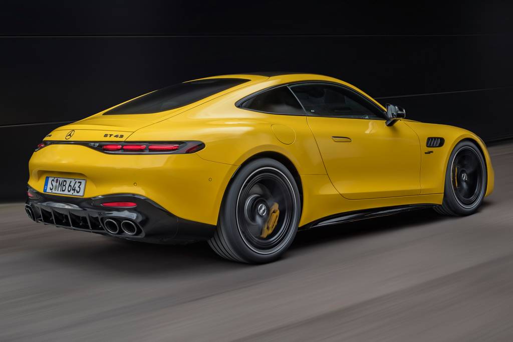 Novo Mercedes-AMG GT 43 tem motor 2.0 de 421 cv e turbo eletrificado