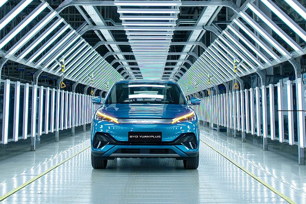 Como a BYD vai conseguir fazer carros no Brasil ainda em 2024?