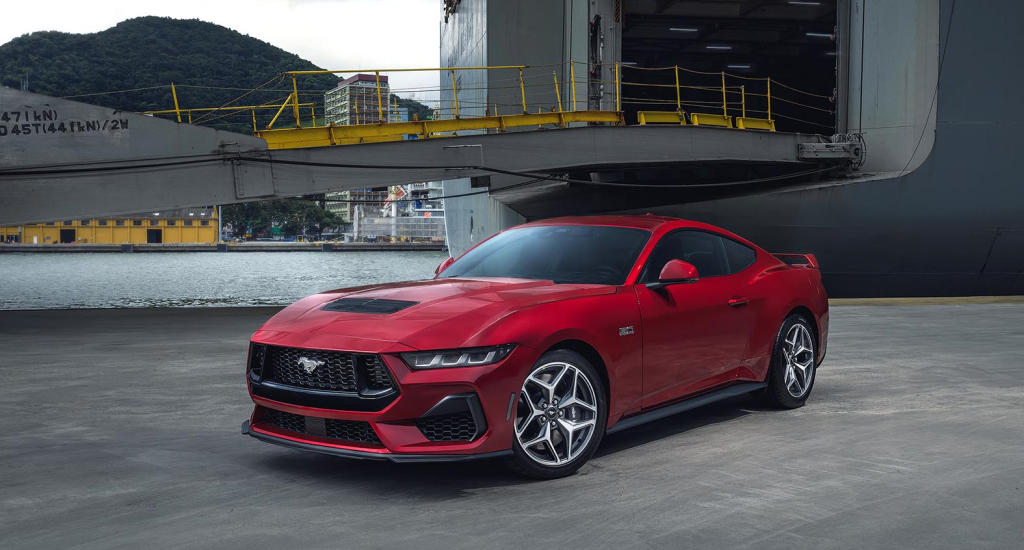 Novo Ford Mustang GT Performance começa a desembarcar no Brasil