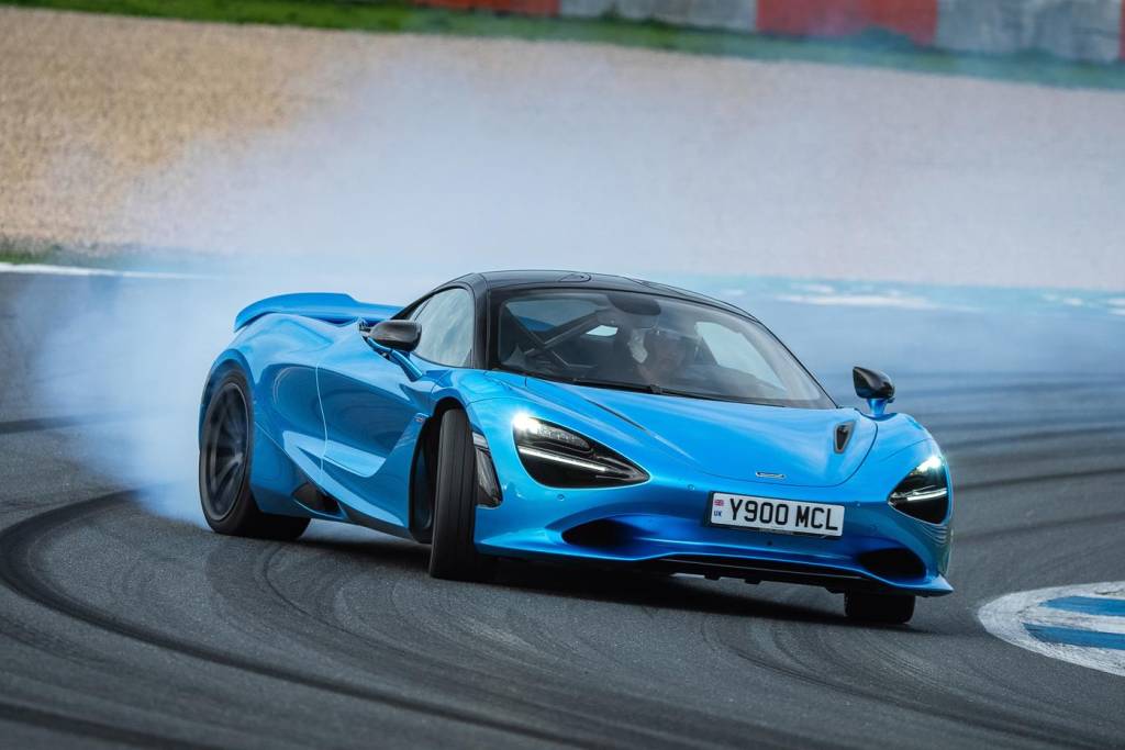 Por que o McLaren 750S é um carro sob medida para os puristas?