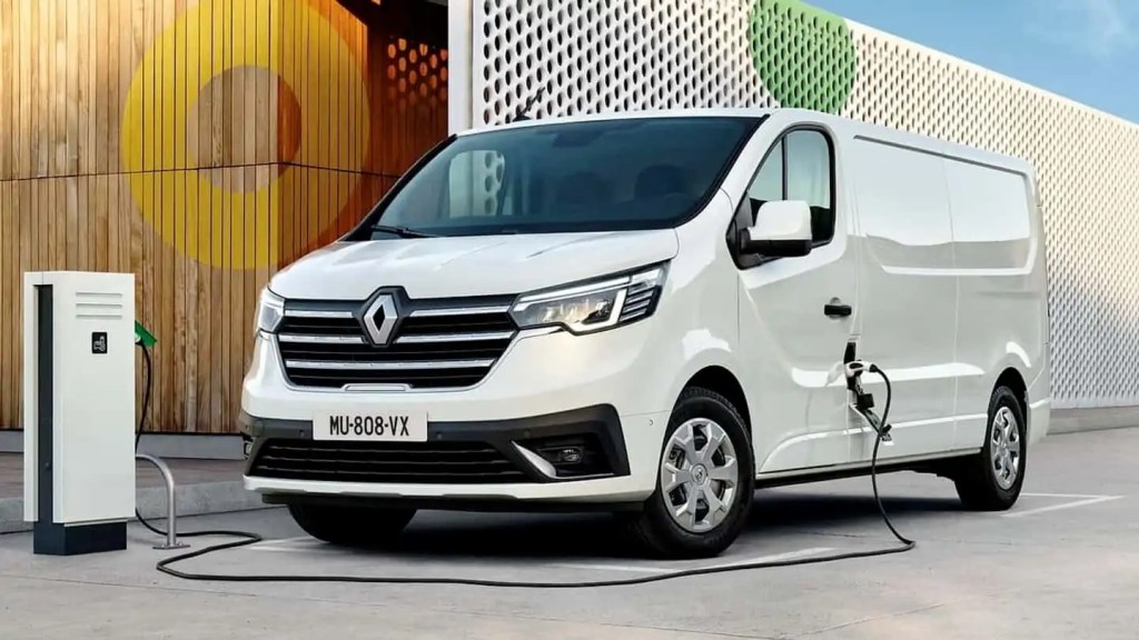Renault Trafic vai voltar ao Brasil em 2024, mas em nova versão elétrica