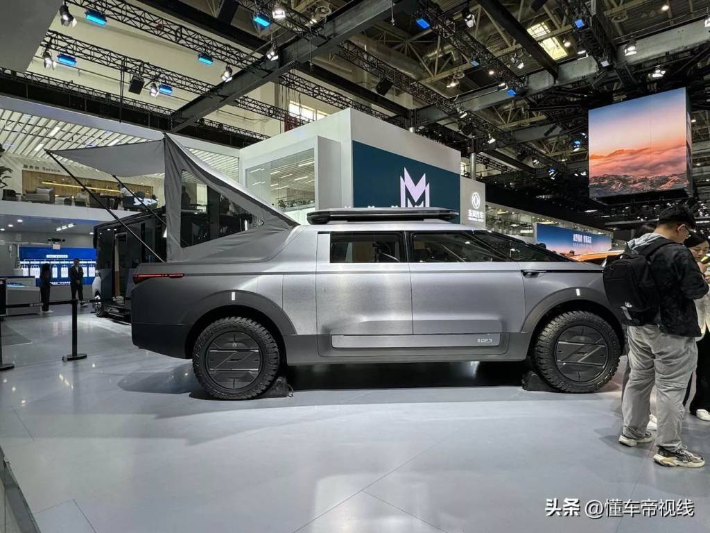 Dongfeng-Truck-13 Cybertruck chines Dongfeng
