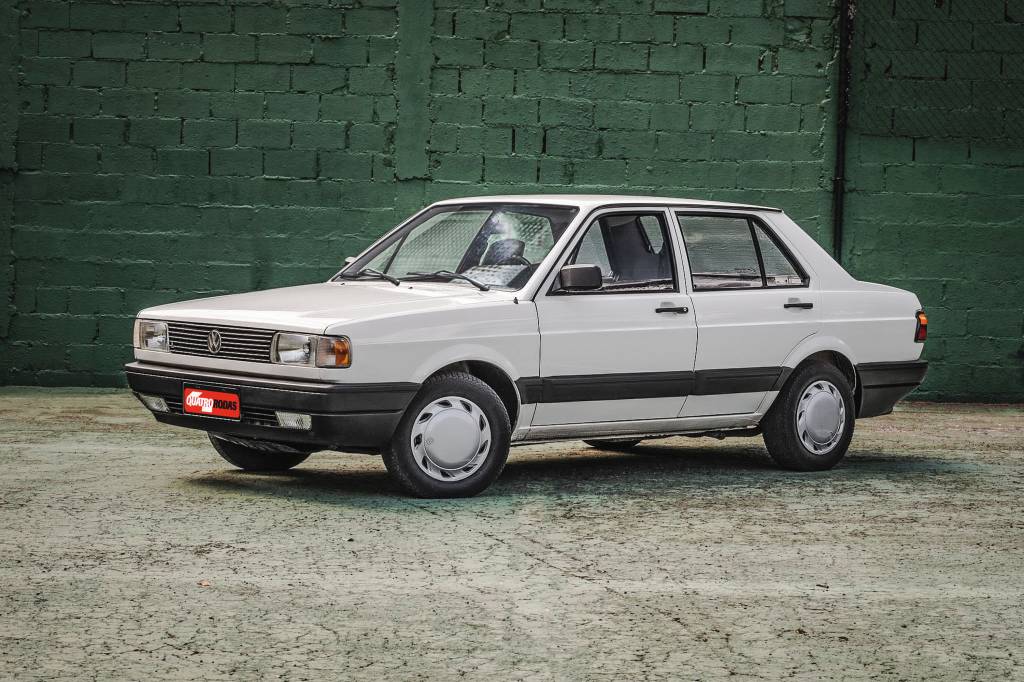 Volkswagen Voyage 4 portas micou no Brasil, mas teve segunda chance