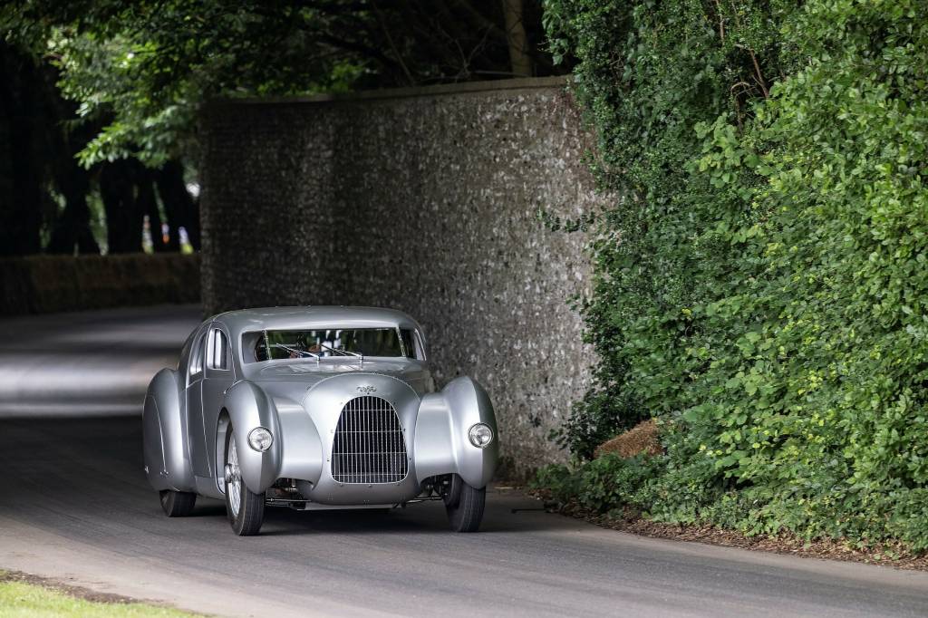 Audi Tradition at the Goodwood Festival of Speed 2024 90 anos depois, o Type 52 desfilou para os presentes no Festival de Goodwood