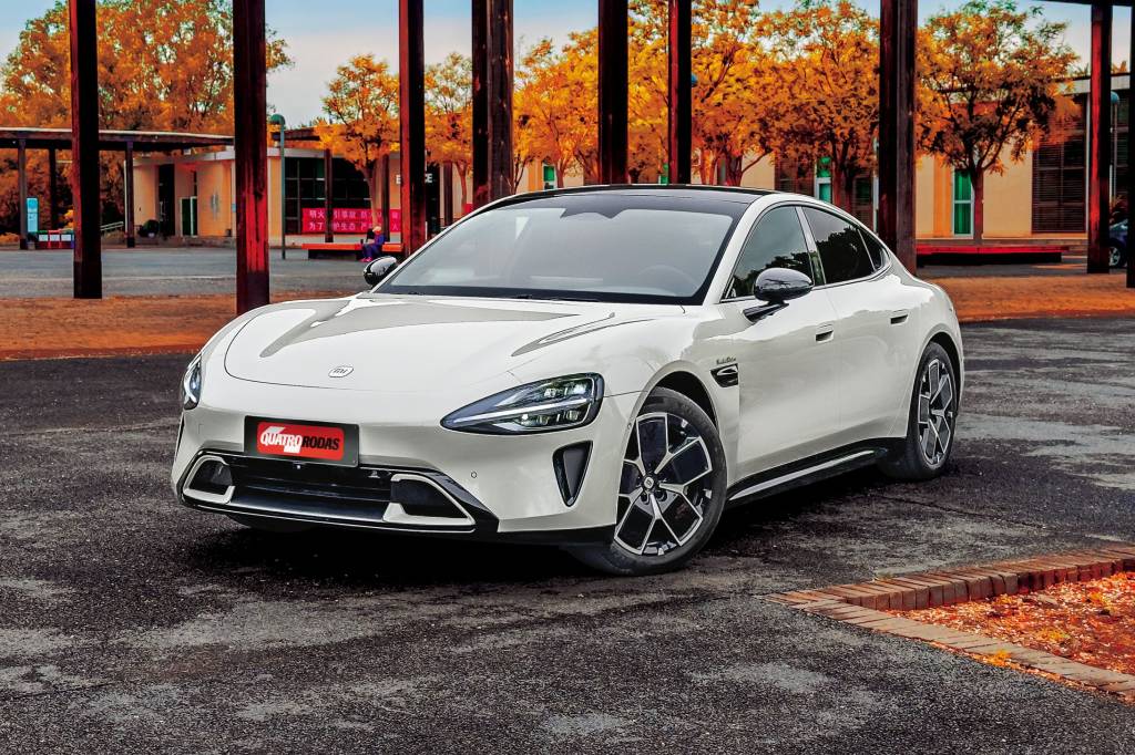 CEO da Ford diz dirigir um Xiaomi SU7 no dia a dia – e não quer abrir mão dele