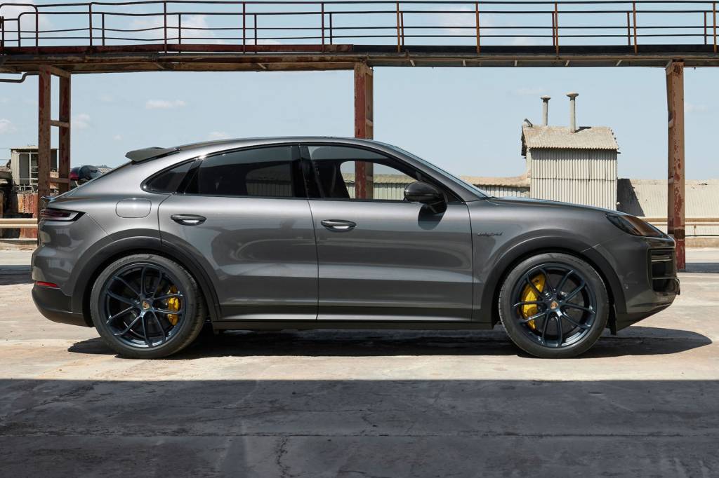 Porsche Cayenne Turbo E-Hybrid (6) Porsche Cayenne Turbo E-Hybrid
