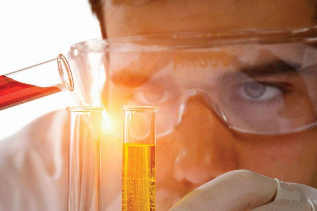 Como conferir a qualidade do óleo do motor do carro