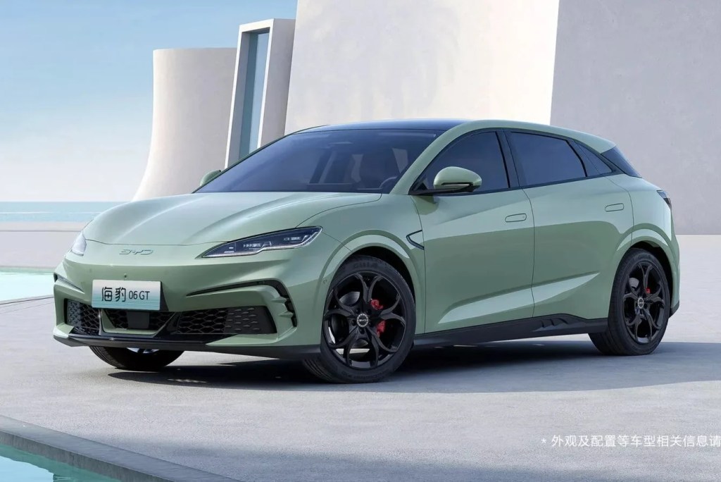 BYD Seal 06 GT: hatch elétrico quer enfrentar GR Corolla e Civic Type R