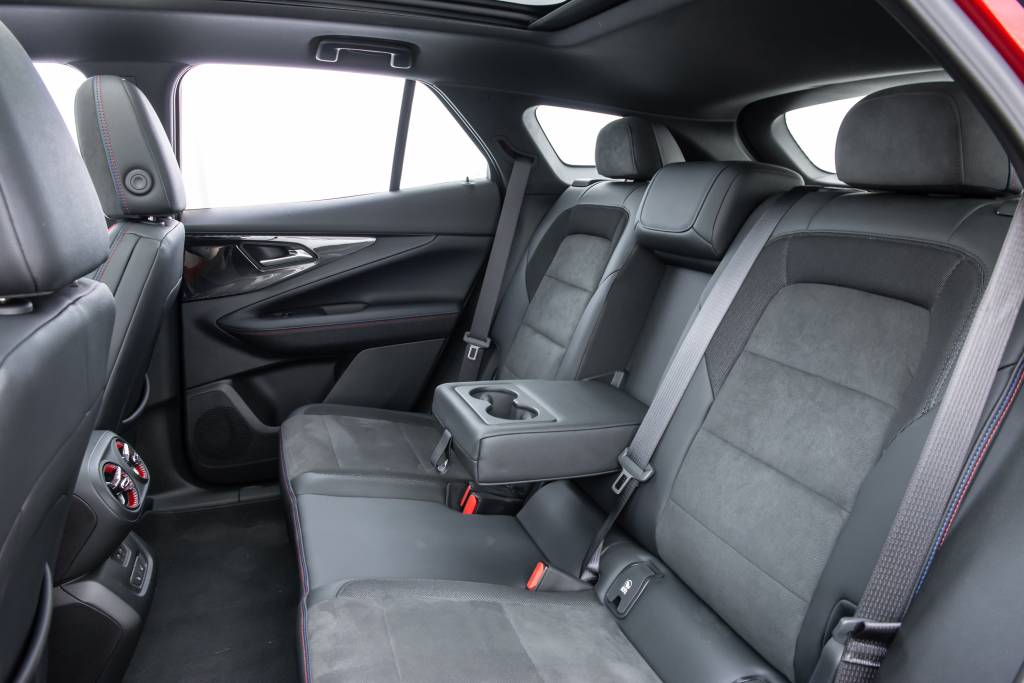 Blazer_EV_127 Chevrolet Blazer RS EV
