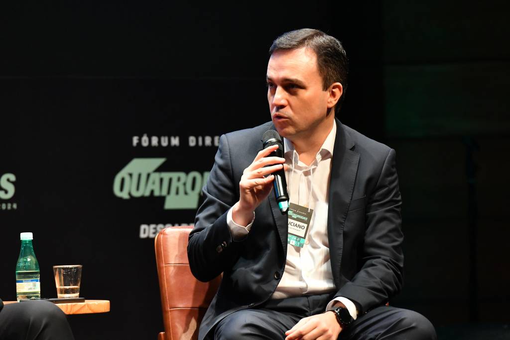 Fórum Direções Quatro Rodas 2024 (4) Fórum Direções Quatro Rodas 2024 (1)