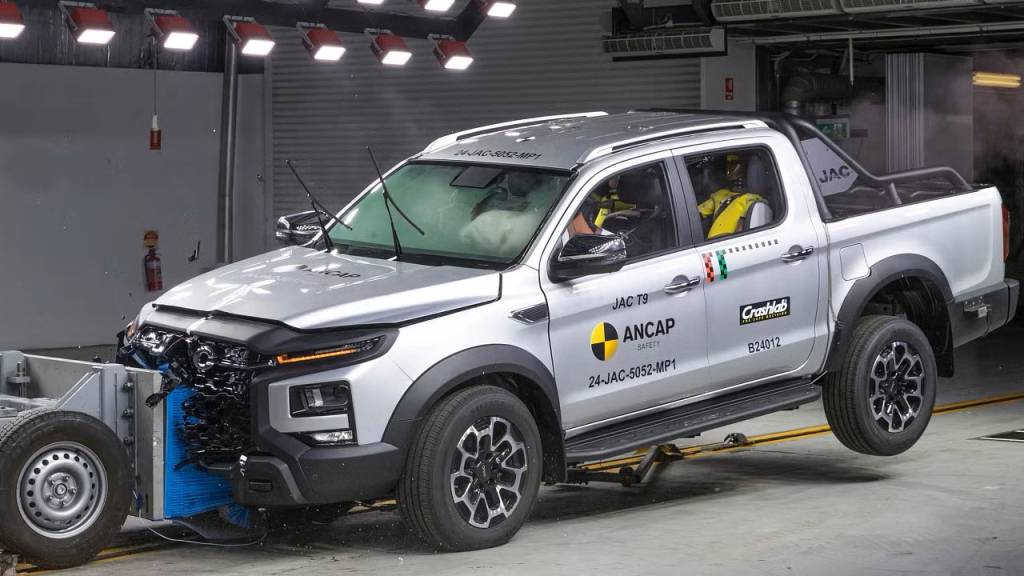 Picape JAC Hunter alcança cinco estrelas em crash-test australiano