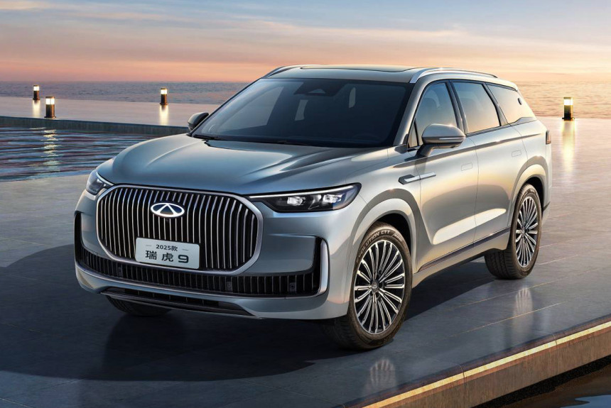 Confirmado para o Brasil, Chery Tiggo 9 ganha novo design e versão híbrida