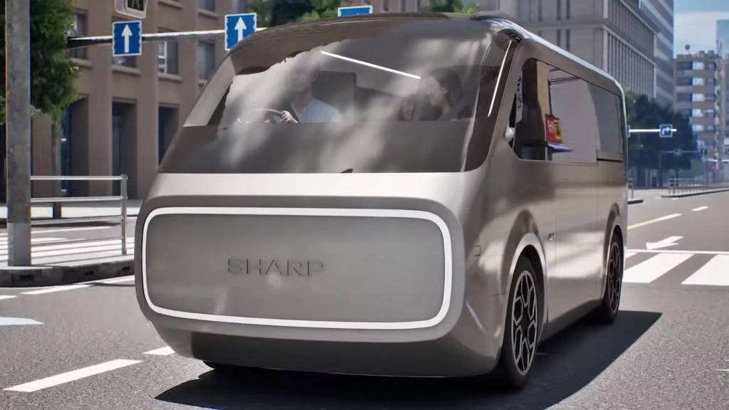 Sharp (sim, a das TVs) mostra van elétrica com escritório e cinema