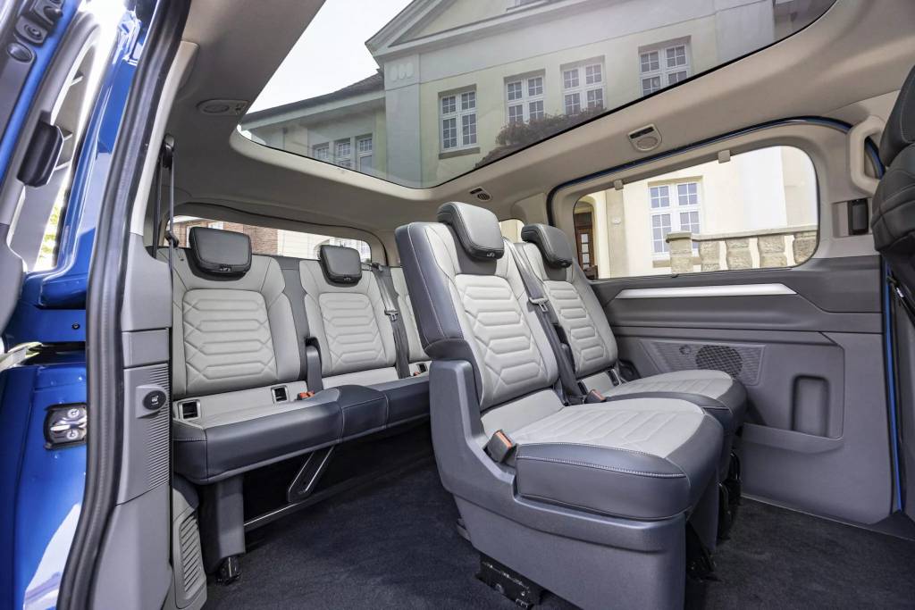 VW-e-Caravelle-5-2048×1366 VW-Transporter