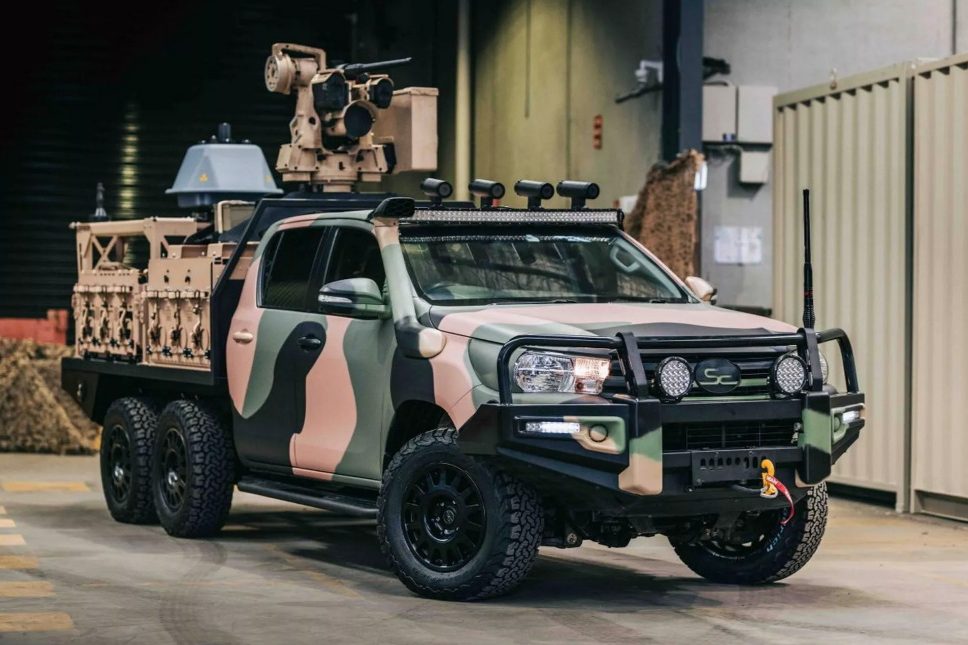 Toyota Hilux Militar 6X6