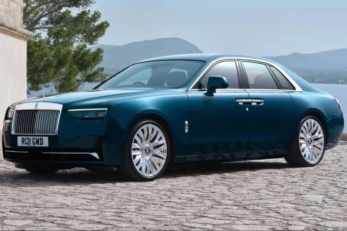 2025-rolls-royce-ghost-series-ii