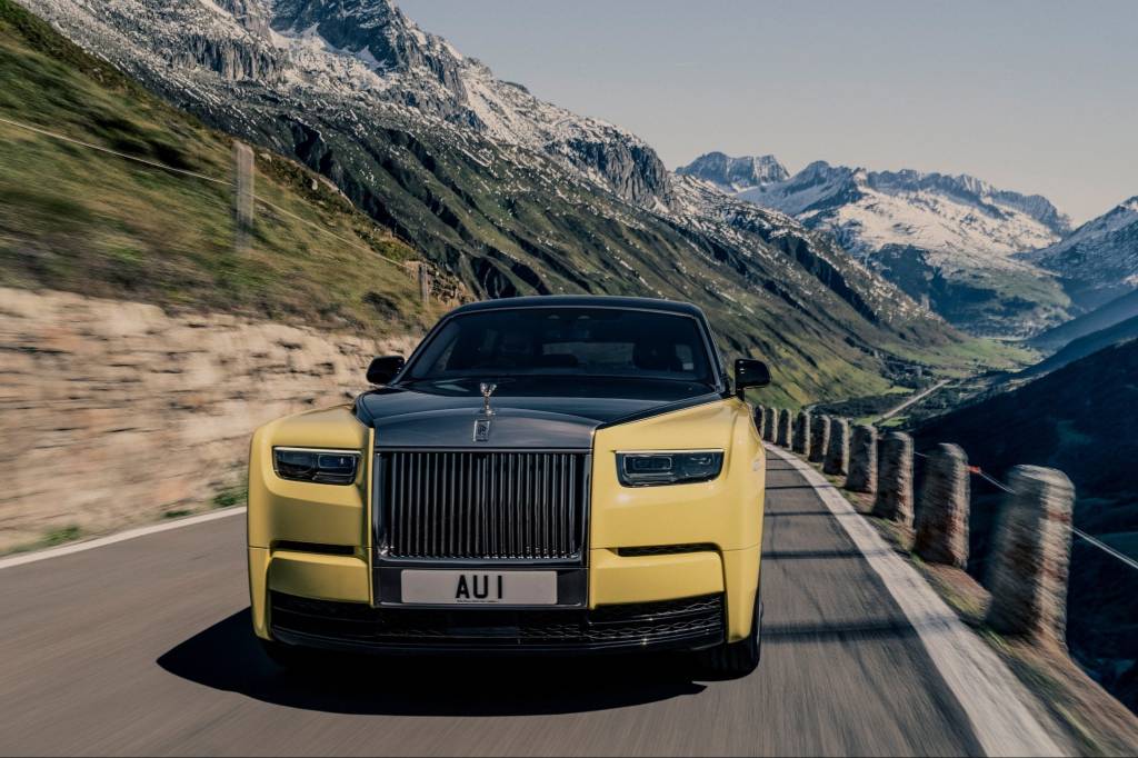 Rolls-Royce cria Phantom em homenagem aos 60 anos de 007 contra Goldfinger