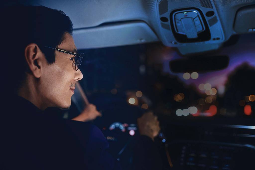 Lente de óculos para motoristas evita ofuscamento de faróis de led e xenônio