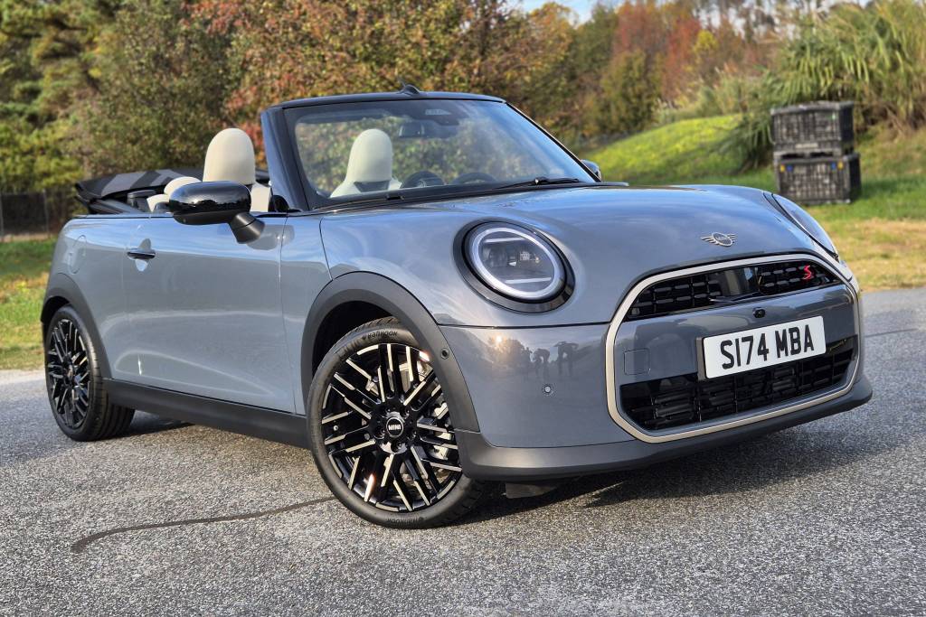 Novo Mini Conversível está ainda mais divertido e chega no Brasil em 2025