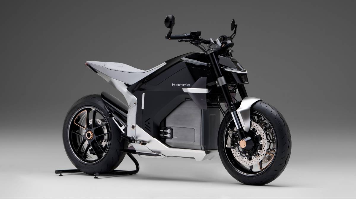 Honda revela sua primeira moto grande elétrica com 100 km de autonomia