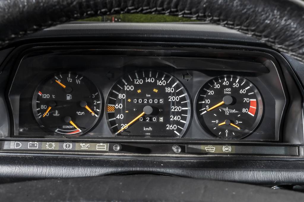 Mercedes-Benz 190 E 2.3-16 SENNA LAUDA (24) Mercedes-Benz 190 E 2.3-16 SENNA LAUDA