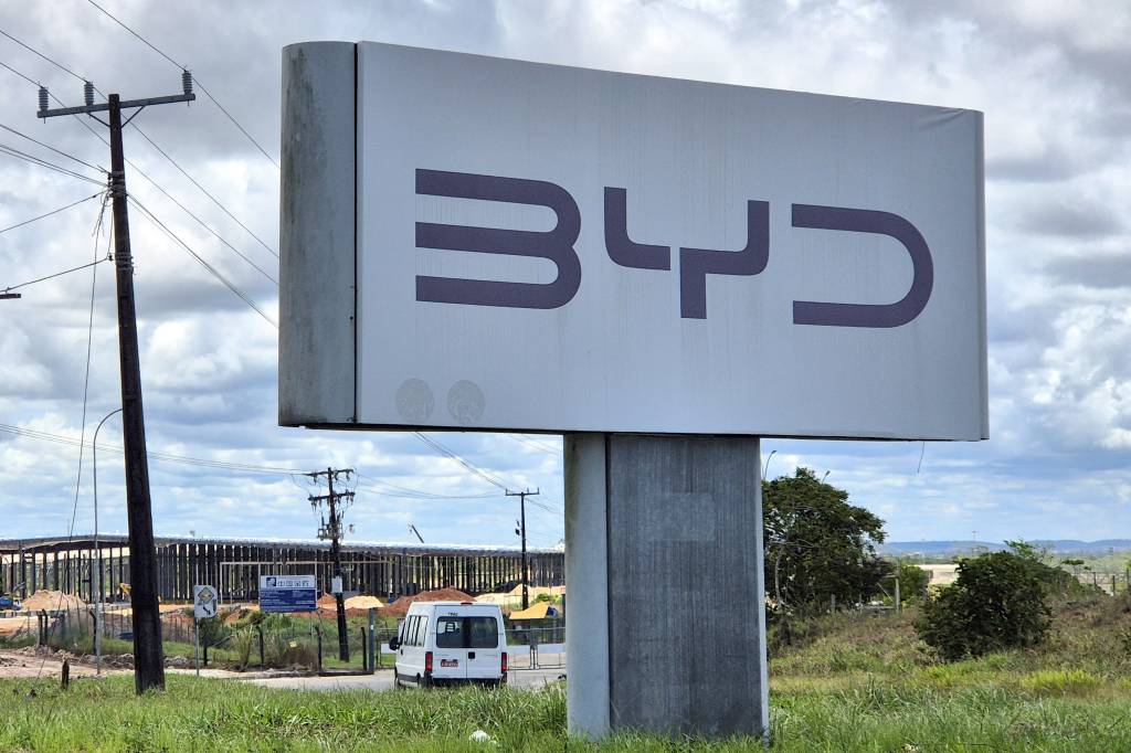 Fábrica da BYD na Bahia já tem data e hora para começar a montar carros