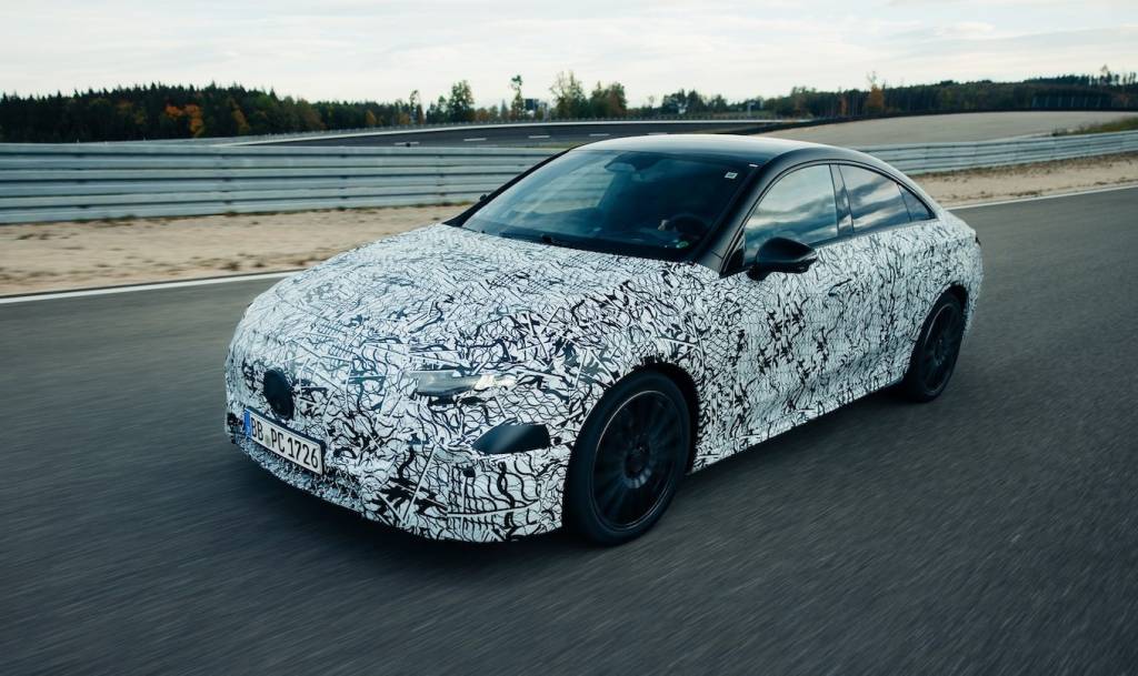 Novo Mercedes CLA estreará nova plataforma para elétricos e híbridos