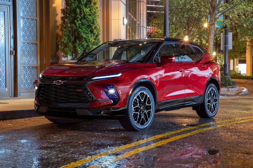 Chevrolet Blazer a combustão sairá de linha nos EUA por elétricos