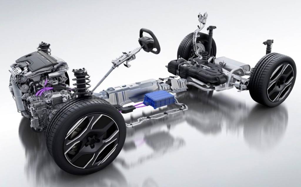 Dona da Fiat compra fábricas de câmbio que faz híbrido leve funcionar como elétrico