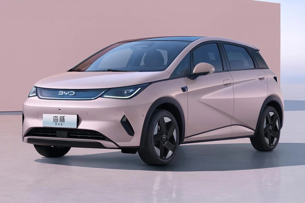 BYD Dolphin 2027 terá motor de 177 cv do Yuan Pro para versões GS e Plus