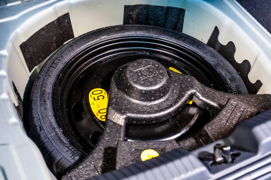 Estepe é de uso temporário Estepe é de uso temporário