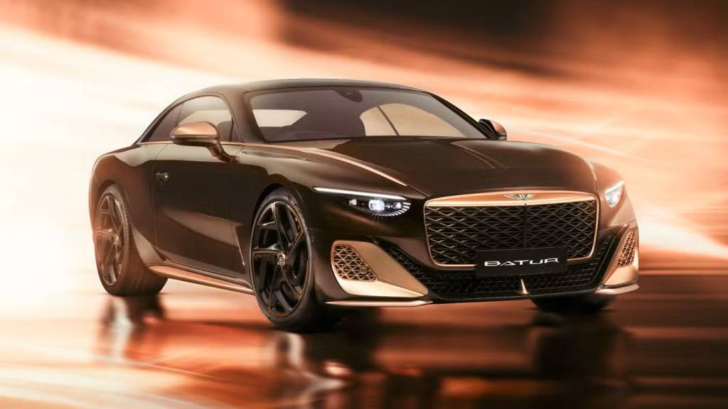 Bentley Batur exclusivo tem peças de ouro 18 quilates feitas com impressão 3D